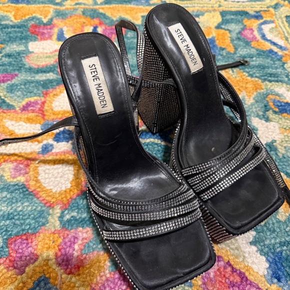 Steve Madden Heels - Picture 2 of 4